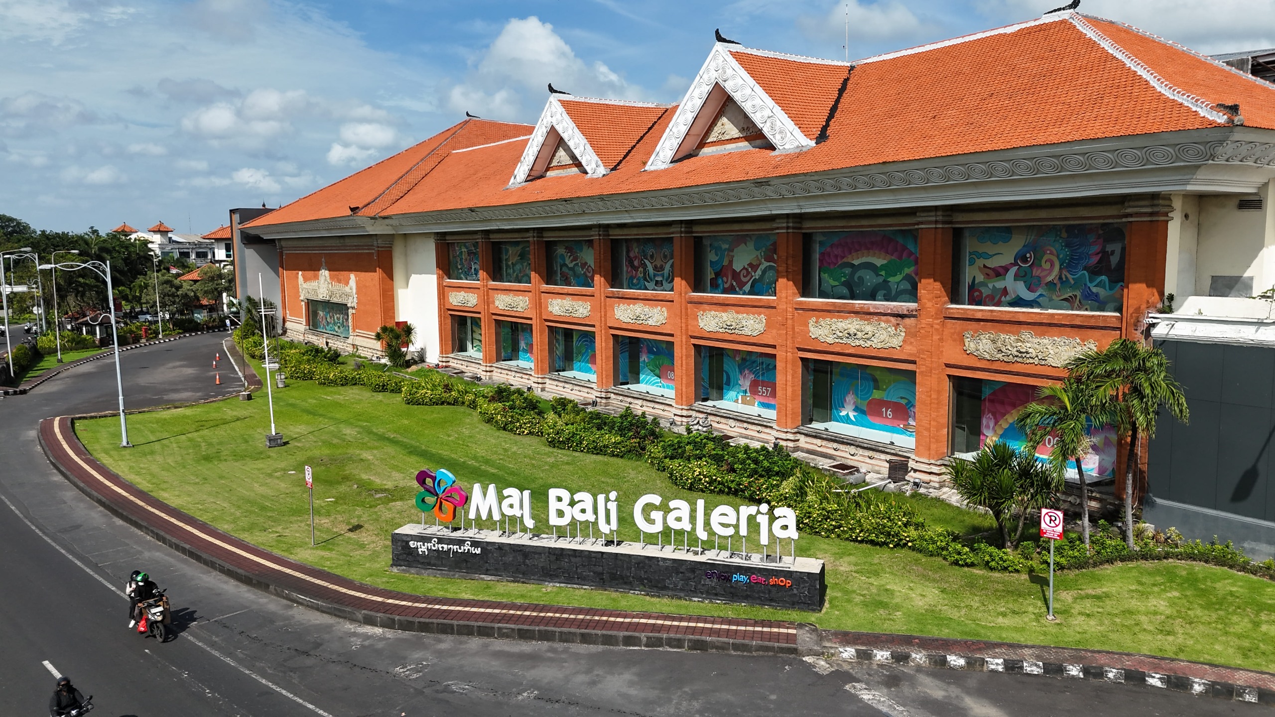 Gallery Photo
