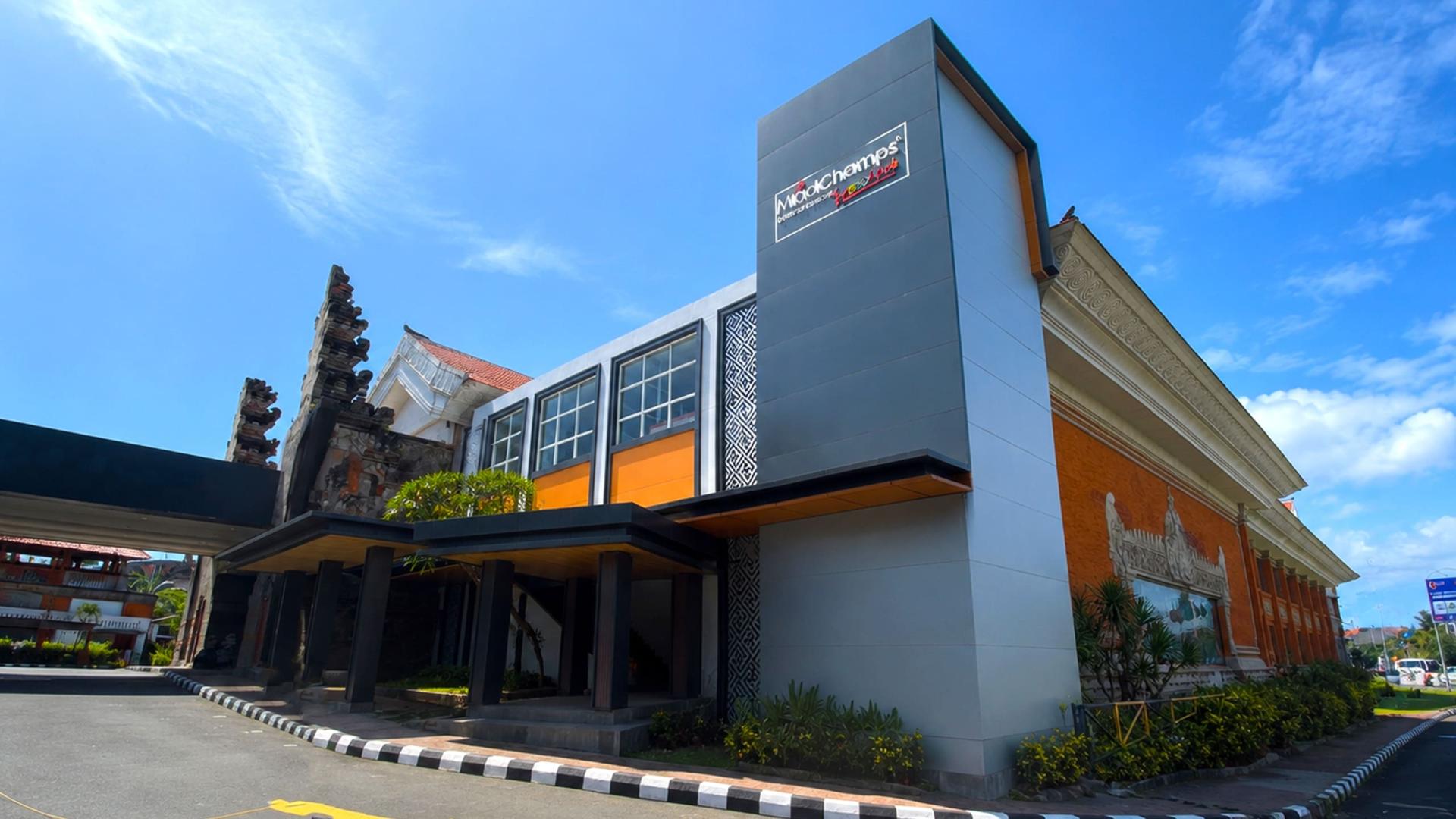 Facade Gedung